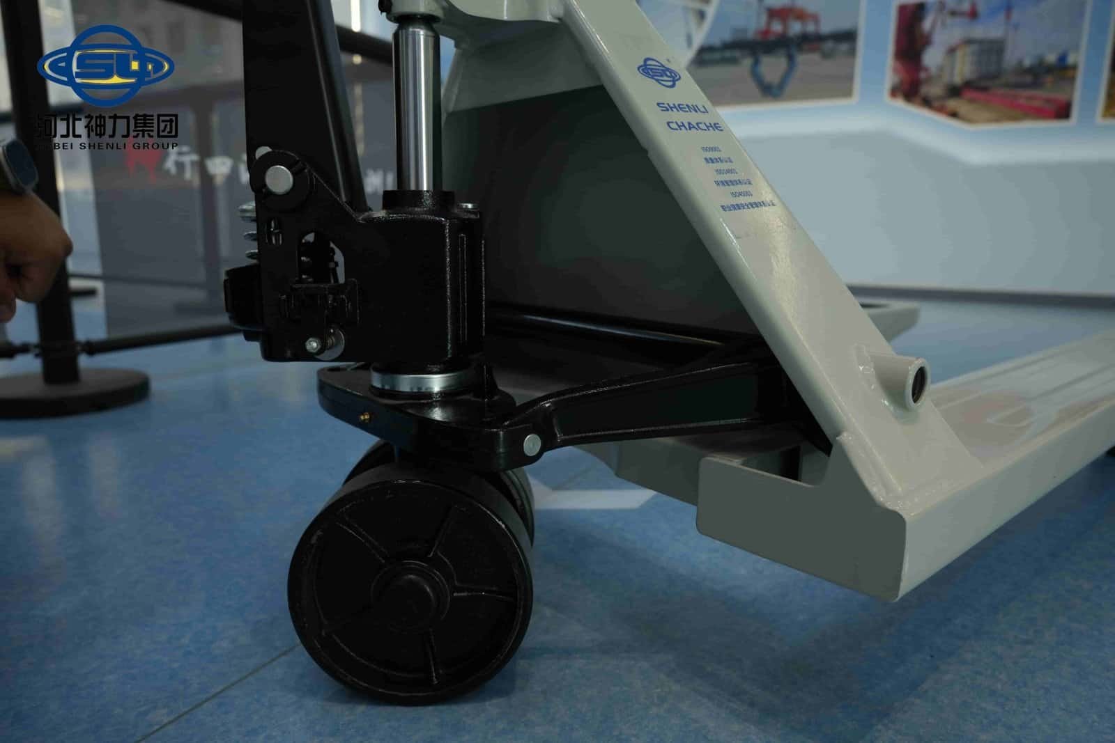 Hand Pallet Truck 3.0T 685 yellow - 图片 3